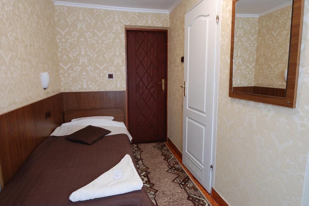 Hotel La-Musica Piaseczno  Exterior photo